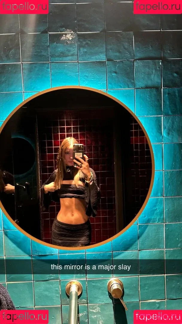 Olivia Ponton / olivia.ponton / olivia_ponton Onlyfans Photo Gallery 