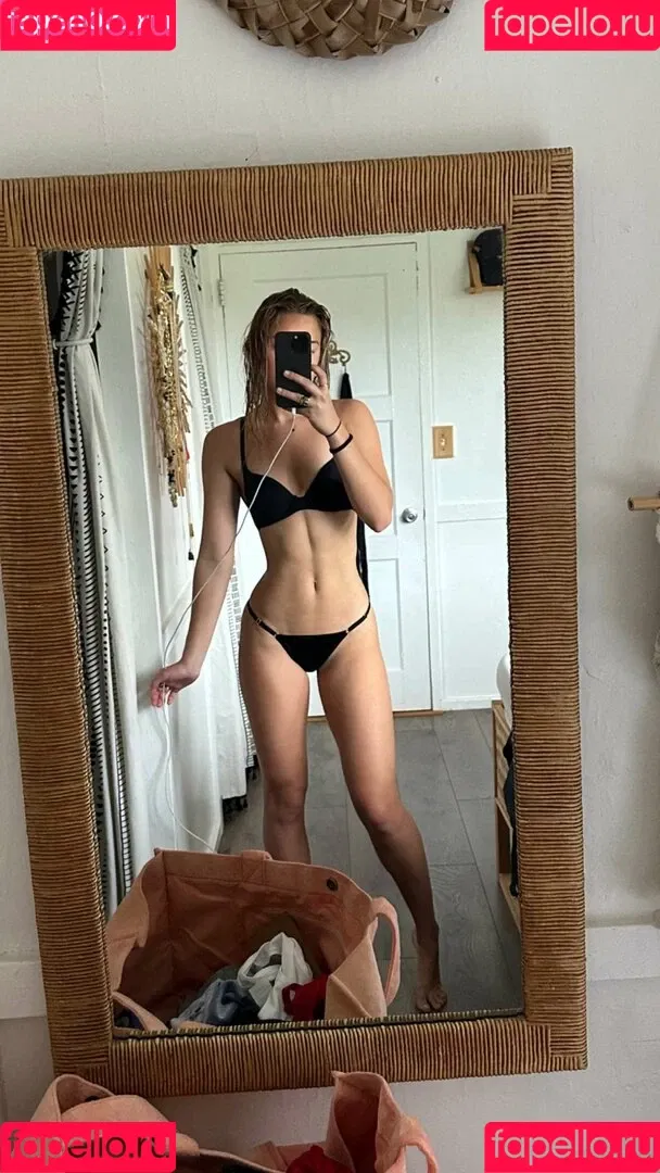 Olivia Ponton / olivia.ponton / olivia_ponton Onlyfans Photo Gallery 