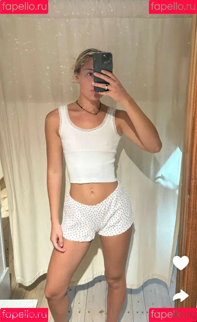 Olivia Ponton / olivia.ponton / olivia_ponton Onlyfans Photo Gallery 