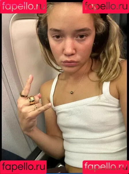 Olivia Ponton / olivia.ponton / olivia_ponton Onlyfans Photo Gallery 