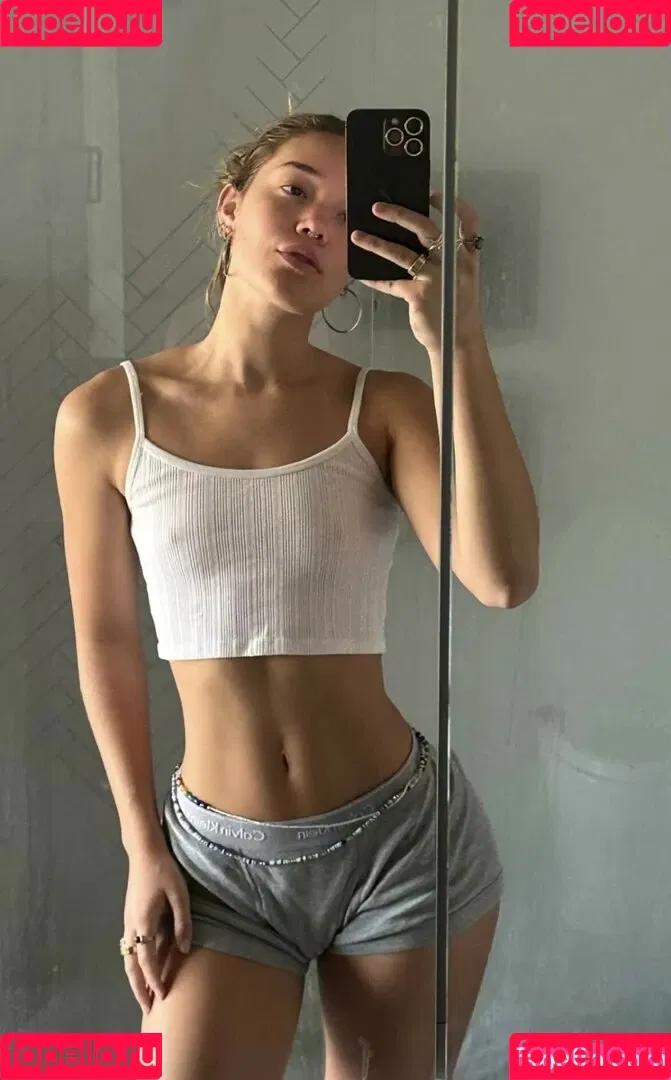 Olivia Ponton / olivia.ponton / olivia_ponton Onlyfans Photo Gallery 
