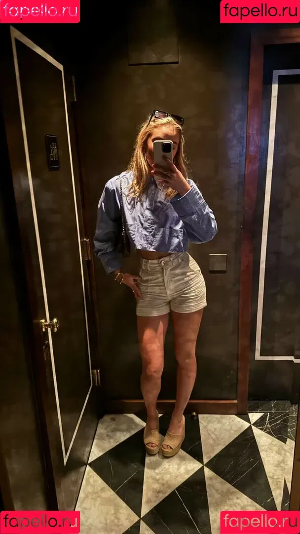 Olivia Ponton / olivia.ponton / olivia_ponton Onlyfans Photo Gallery 