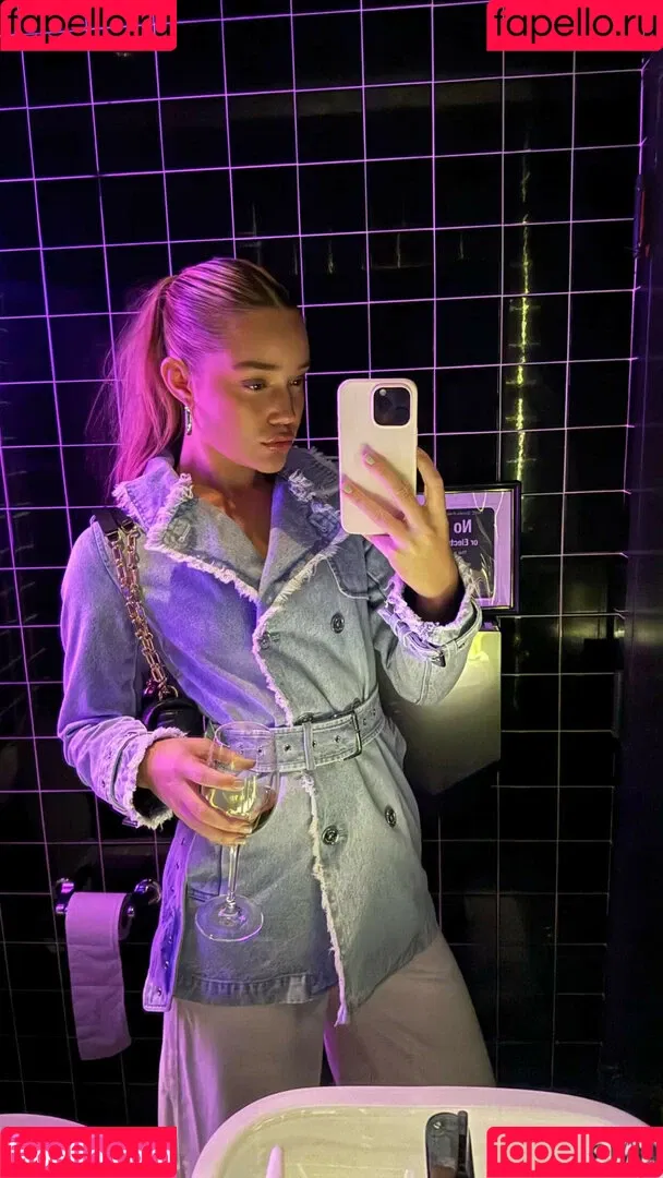 Olivia Ponton / olivia.ponton / olivia_ponton Onlyfans Photo Gallery 
