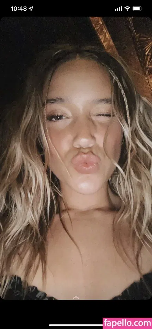 Olivia Ponton / olivia.ponton / olivia_ponton Onlyfans Photo Gallery 