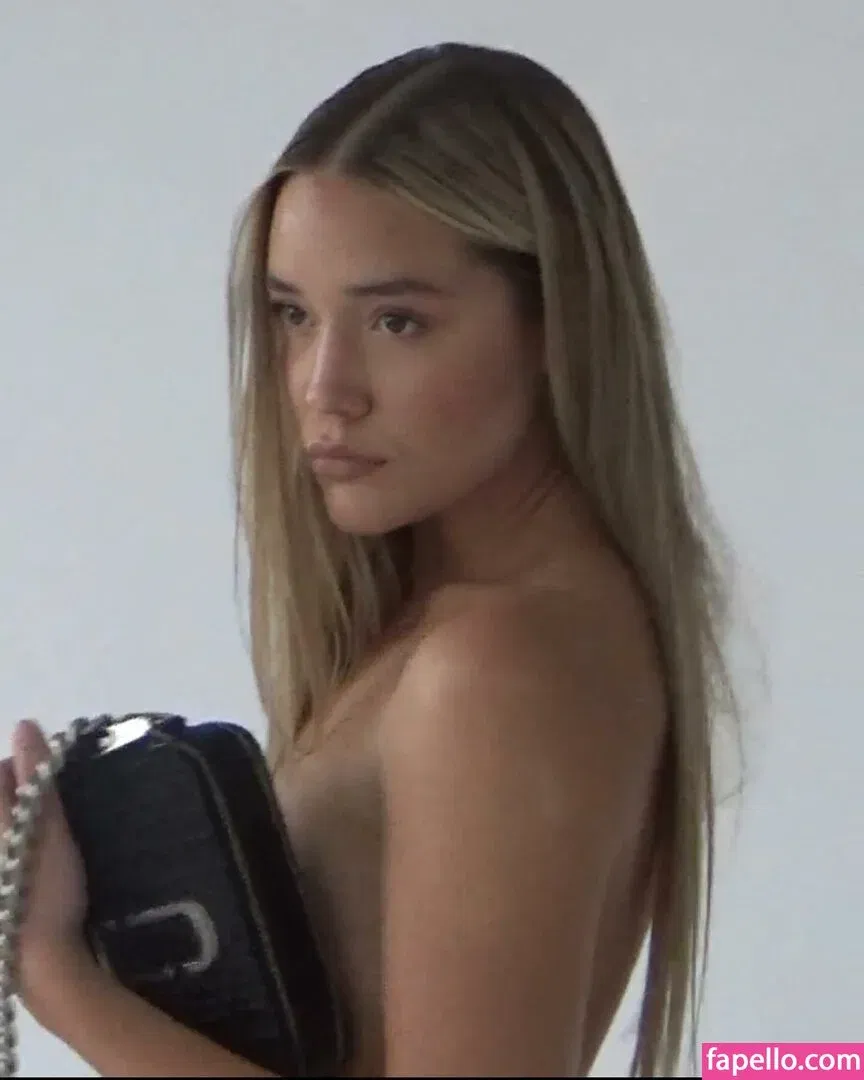 Olivia Ponton / olivia.ponton / olivia_ponton Onlyfans Photo Gallery 