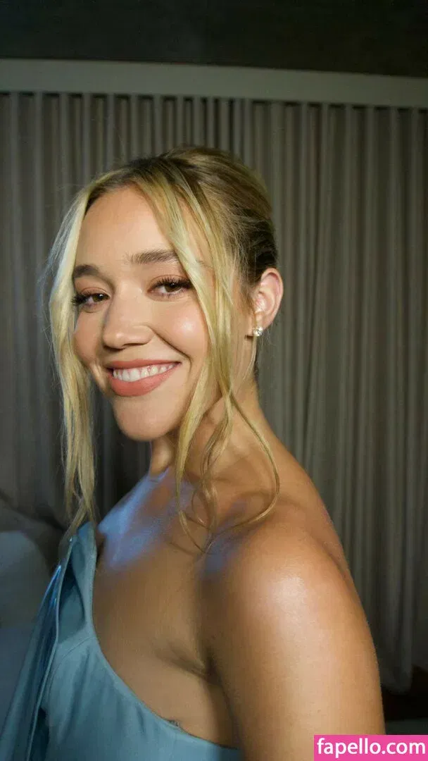 Olivia Ponton / olivia.ponton / olivia_ponton Onlyfans Photo Gallery 