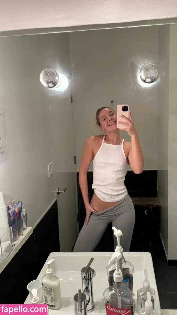 Olivia Ponton / olivia.ponton / olivia_ponton Onlyfans Photo Gallery 