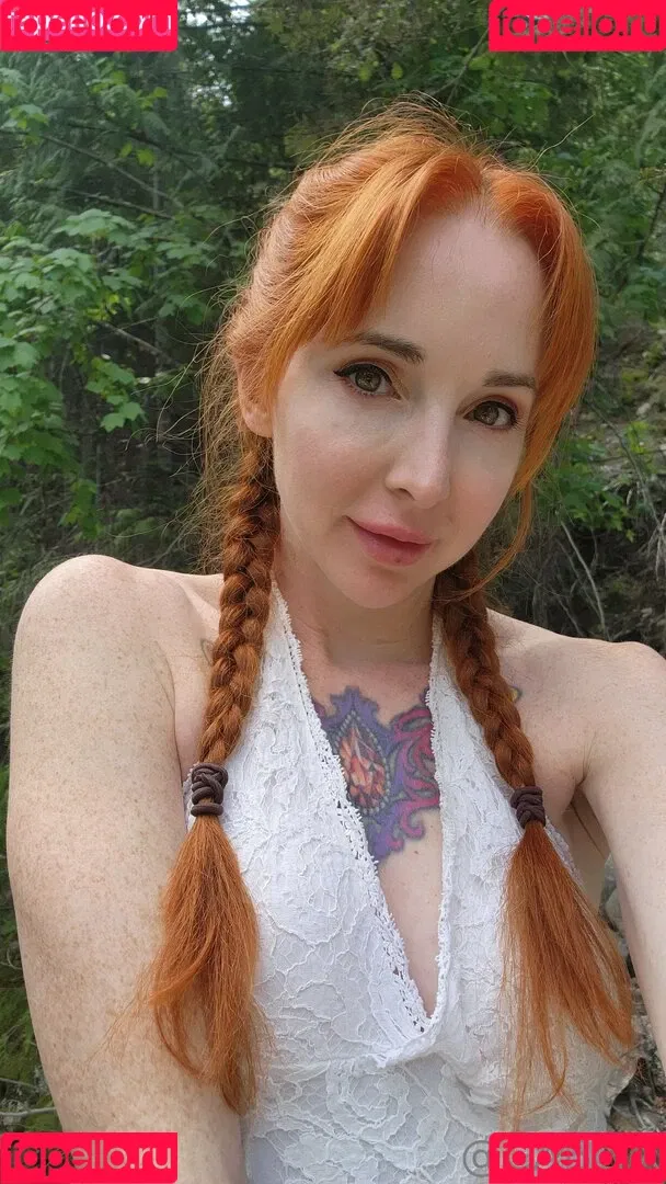 caelyx / caelyxofficial Onlyfans Photo Gallery 