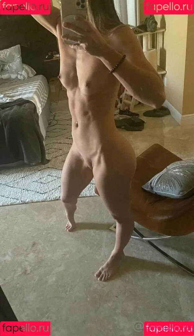 caelyx / caelyxofficial Onlyfans Photo Gallery 