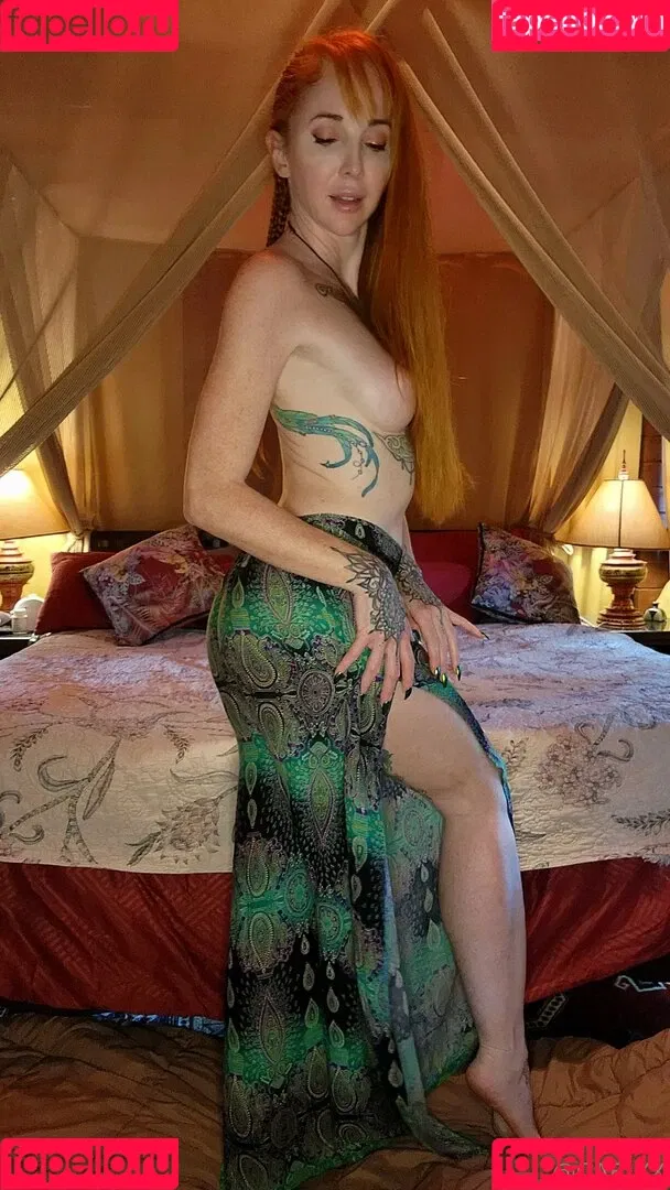 caelyx / caelyxofficial Onlyfans Photo Gallery 