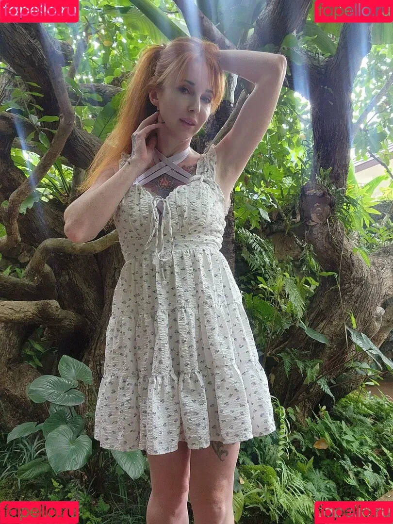 caelyx / caelyxofficial Onlyfans Photo Gallery 