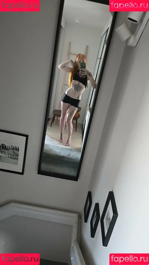 caelyx / caelyxofficial Onlyfans Photo Gallery 