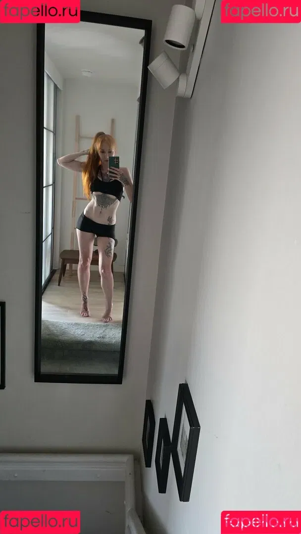 caelyx / caelyxofficial Onlyfans Photo Gallery 