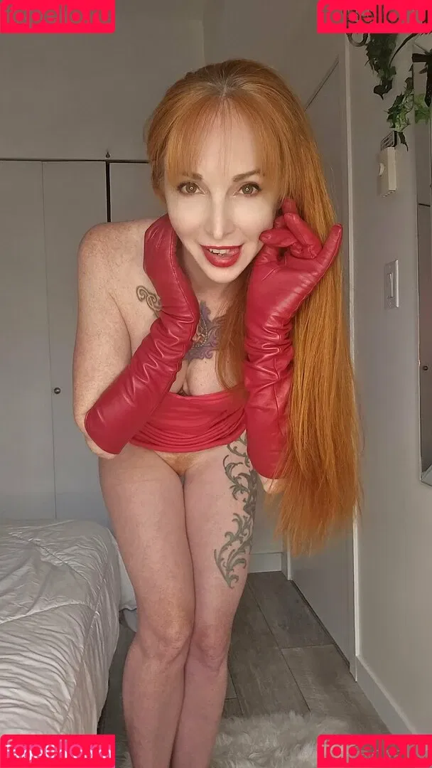 caelyx / caelyxofficial Onlyfans Photo Gallery 