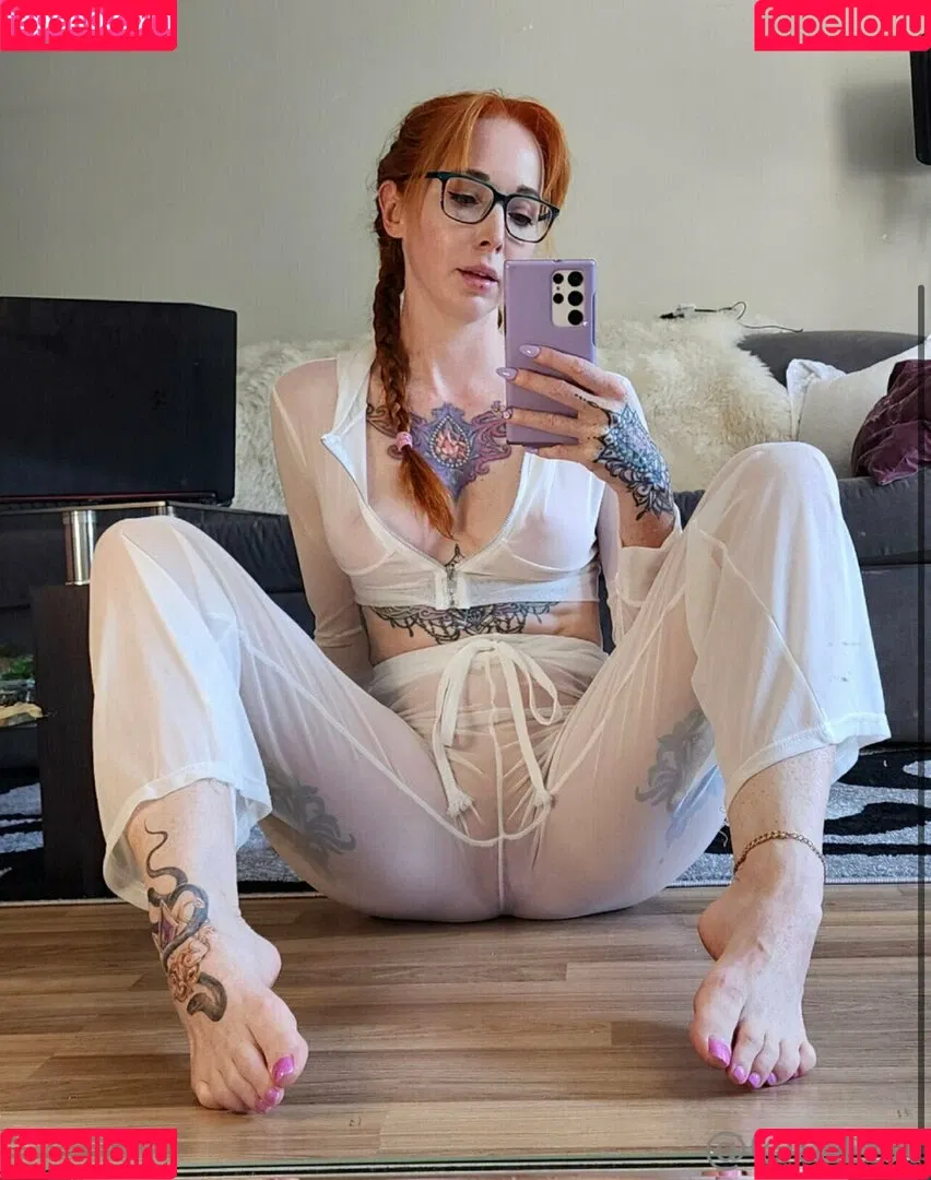 caelyx / caelyxofficial Onlyfans Photo Gallery 
