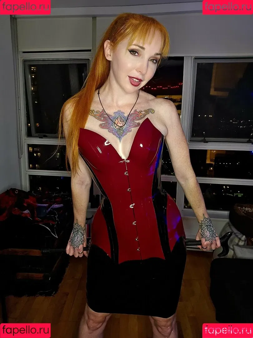 caelyx / caelyxofficial Onlyfans Photo Gallery 