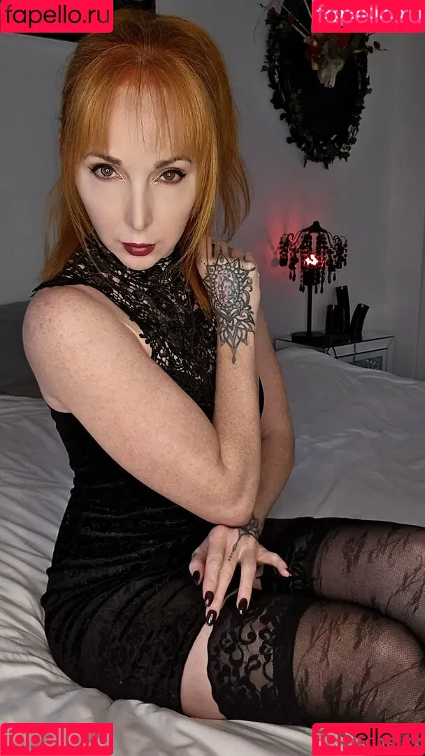 caelyx / caelyxofficial Onlyfans Photo Gallery 