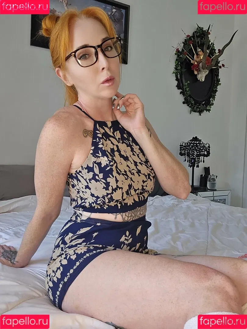 caelyx / caelyxofficial Onlyfans Photo Gallery 