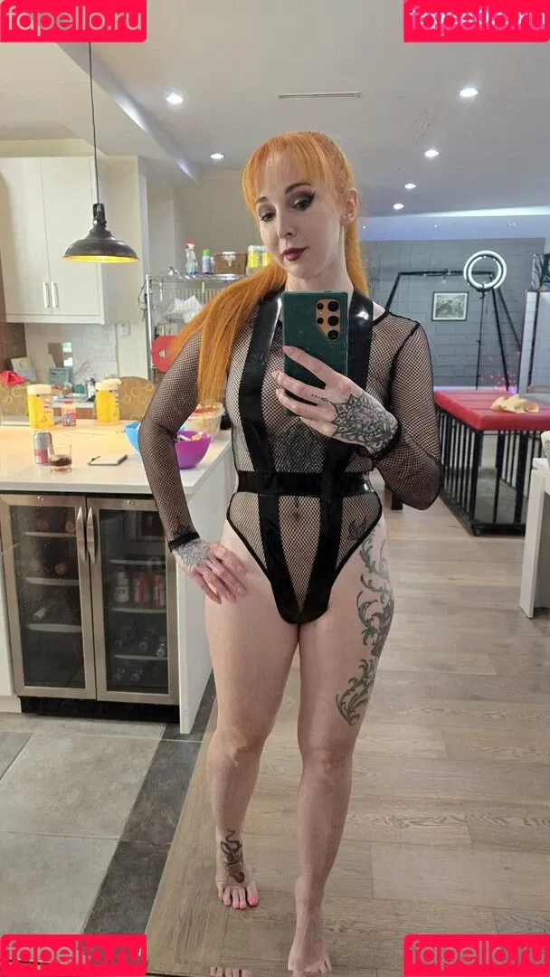 caelyx / caelyxofficial Onlyfans Photo Gallery 