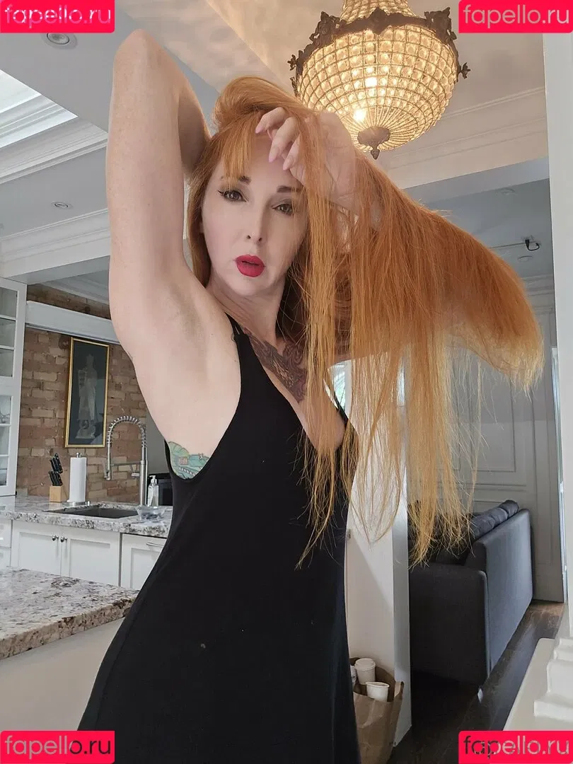 caelyx / caelyxofficial Onlyfans Photo Gallery 