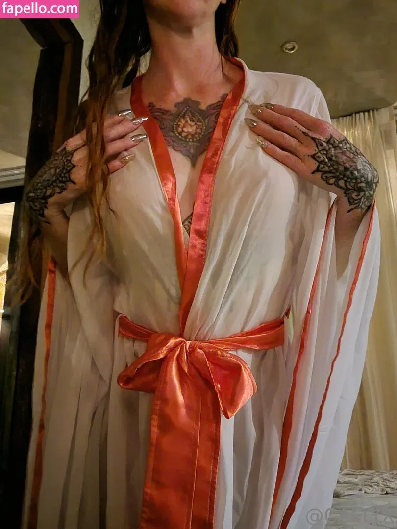 caelyx / caelyxofficial Onlyfans Photo Gallery 