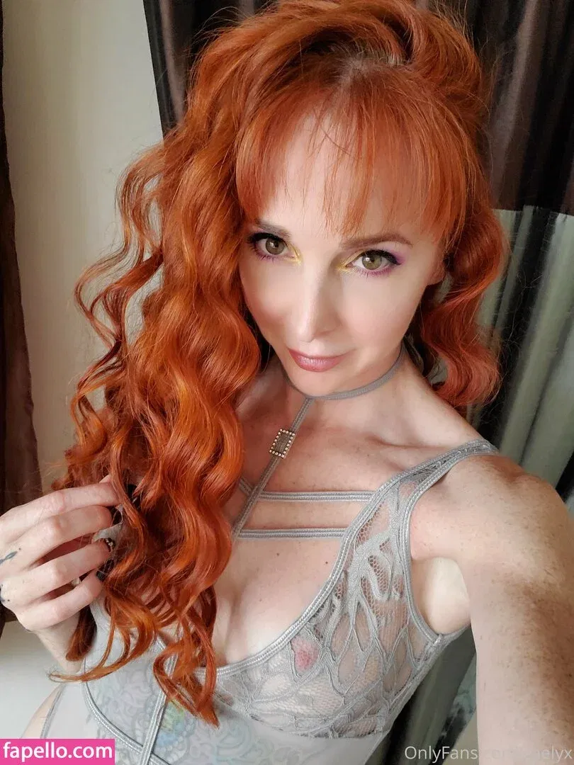 caelyx / caelyxofficial Onlyfans Photo Gallery 