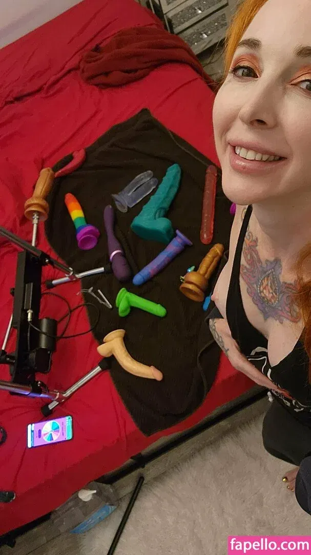 caelyx / caelyxofficial Onlyfans Photo Gallery 