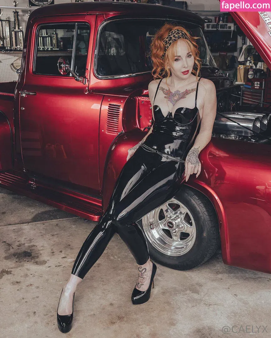 caelyx / caelyxofficial Onlyfans Photo Gallery 