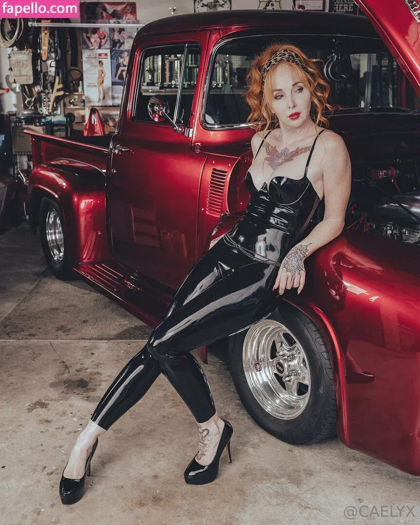 caelyx / caelyxofficial Onlyfans Photo Gallery 