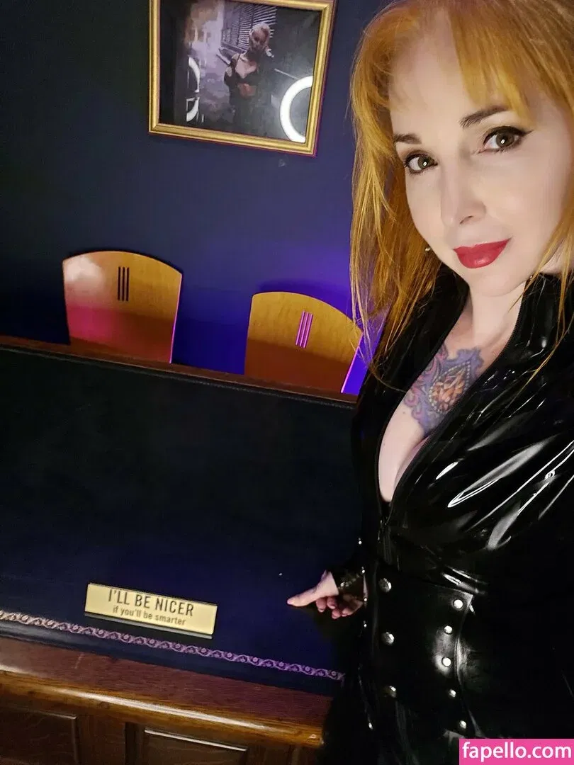 caelyx / caelyxofficial Onlyfans Photo Gallery 