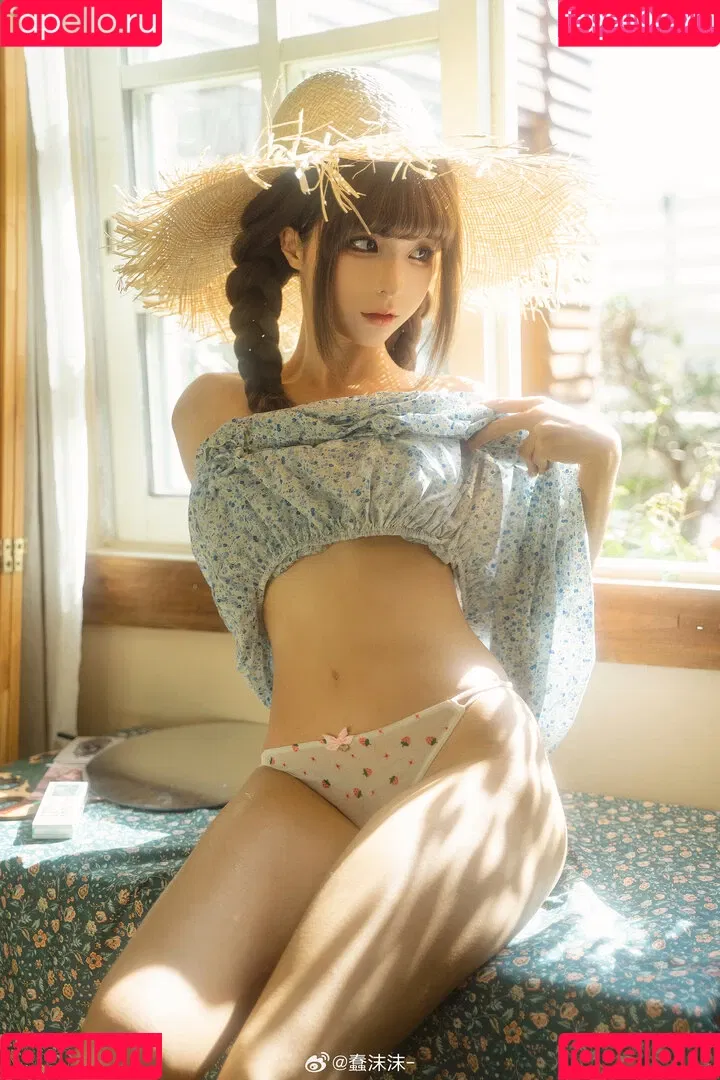 Chunmomo / chunmomo0127 / chunmomo_ / 蠢沫沫momo Onlyfans Photo Gallery 