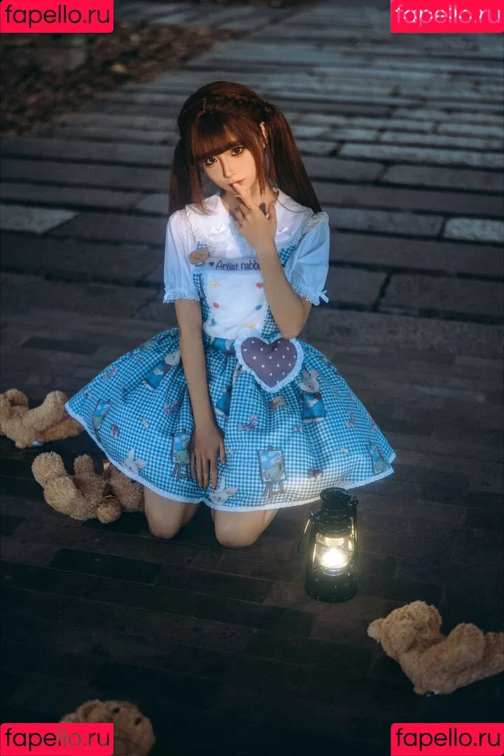 Chunmomo / chunmomo0127 / chunmomo_ / 蠢沫沫momo Onlyfans Photo Gallery 