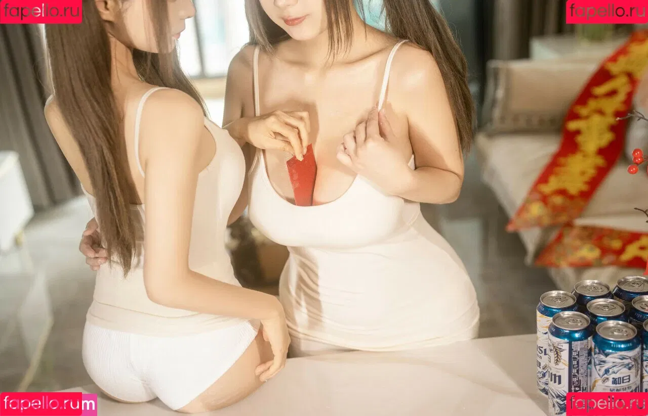 Chunmomo / chunmomo0127 / chunmomo_ / 蠢沫沫momo Onlyfans Photo Gallery 