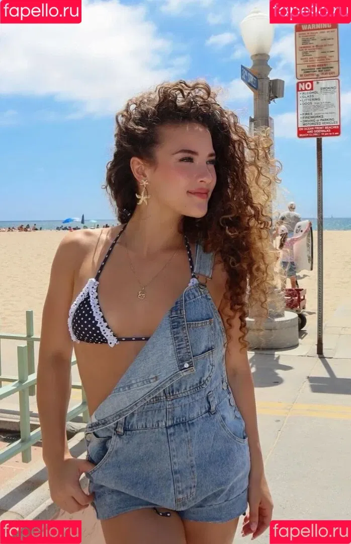 Sofie Dossi / sofiedossi Onlyfans Photo Gallery 