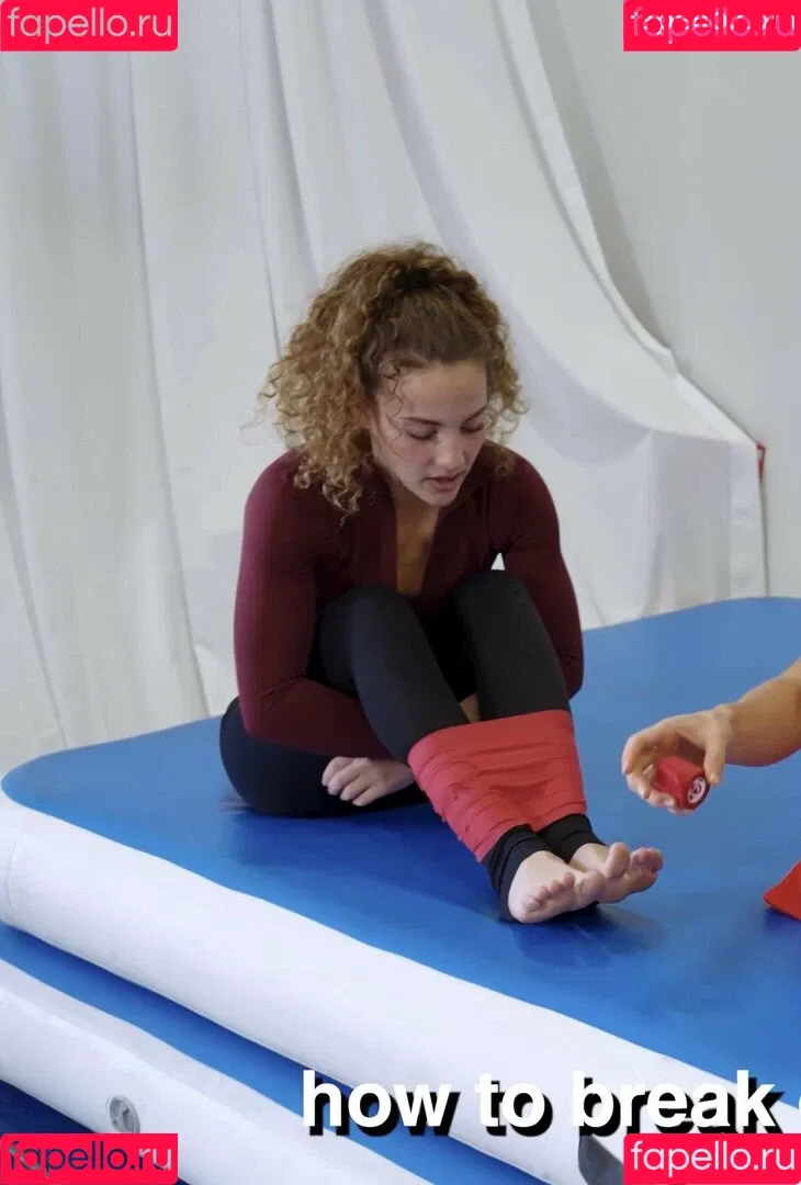 Sofie Dossi / sofiedossi Onlyfans Photo Gallery 