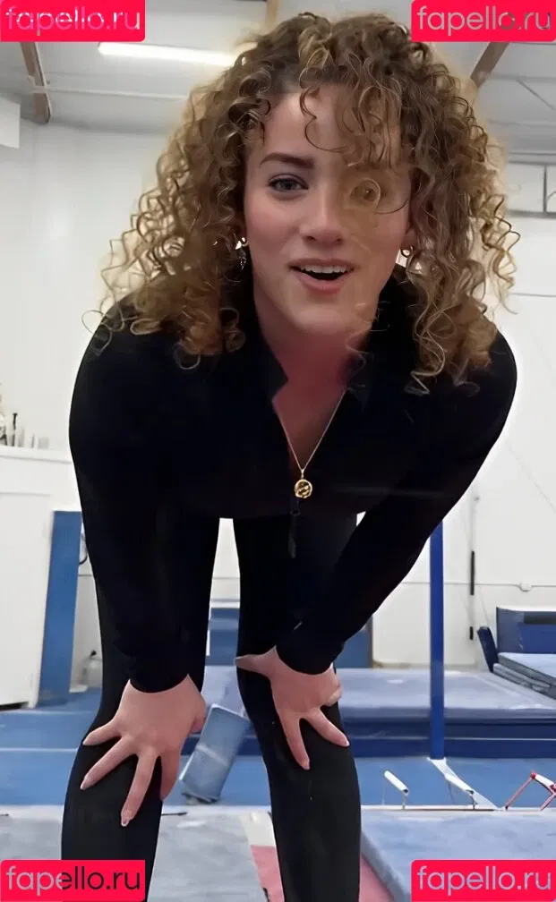 Sofie Dossi / sofiedossi Onlyfans Photo Gallery 