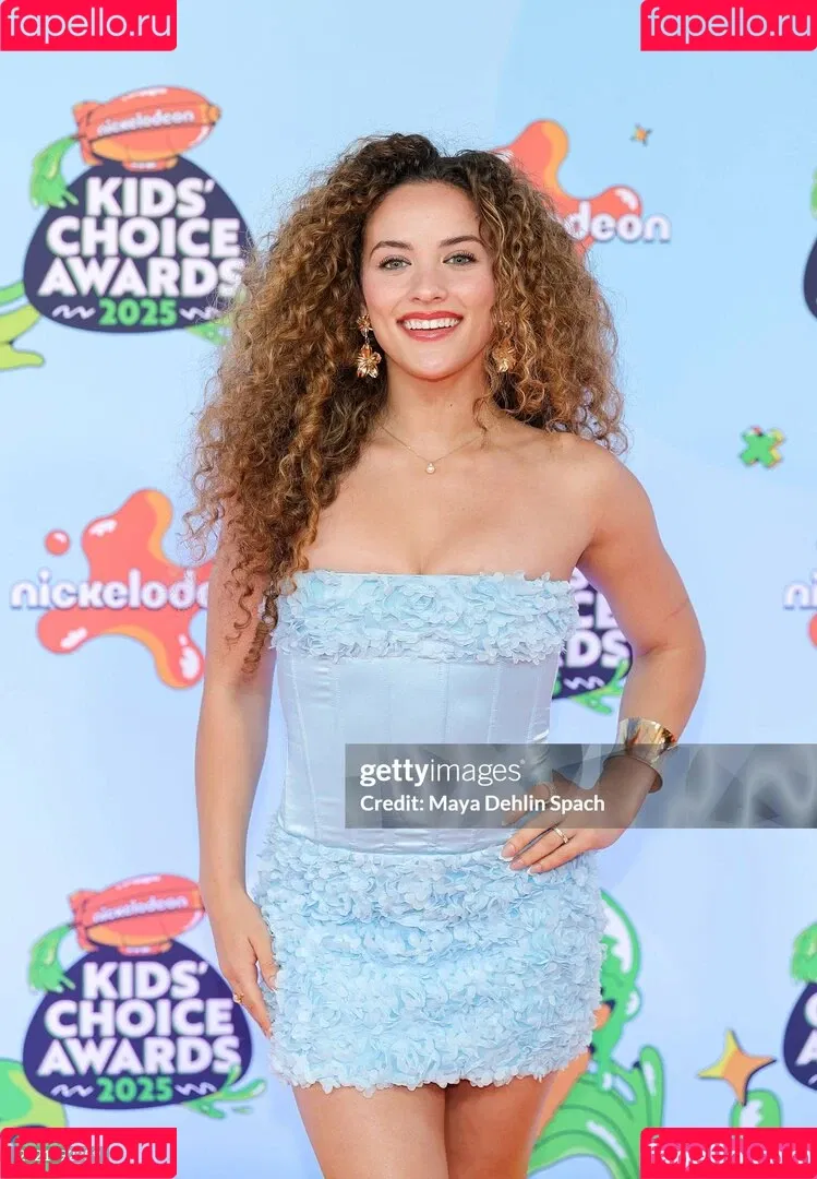 Sofie Dossi / sofiedossi Onlyfans Photo Gallery 