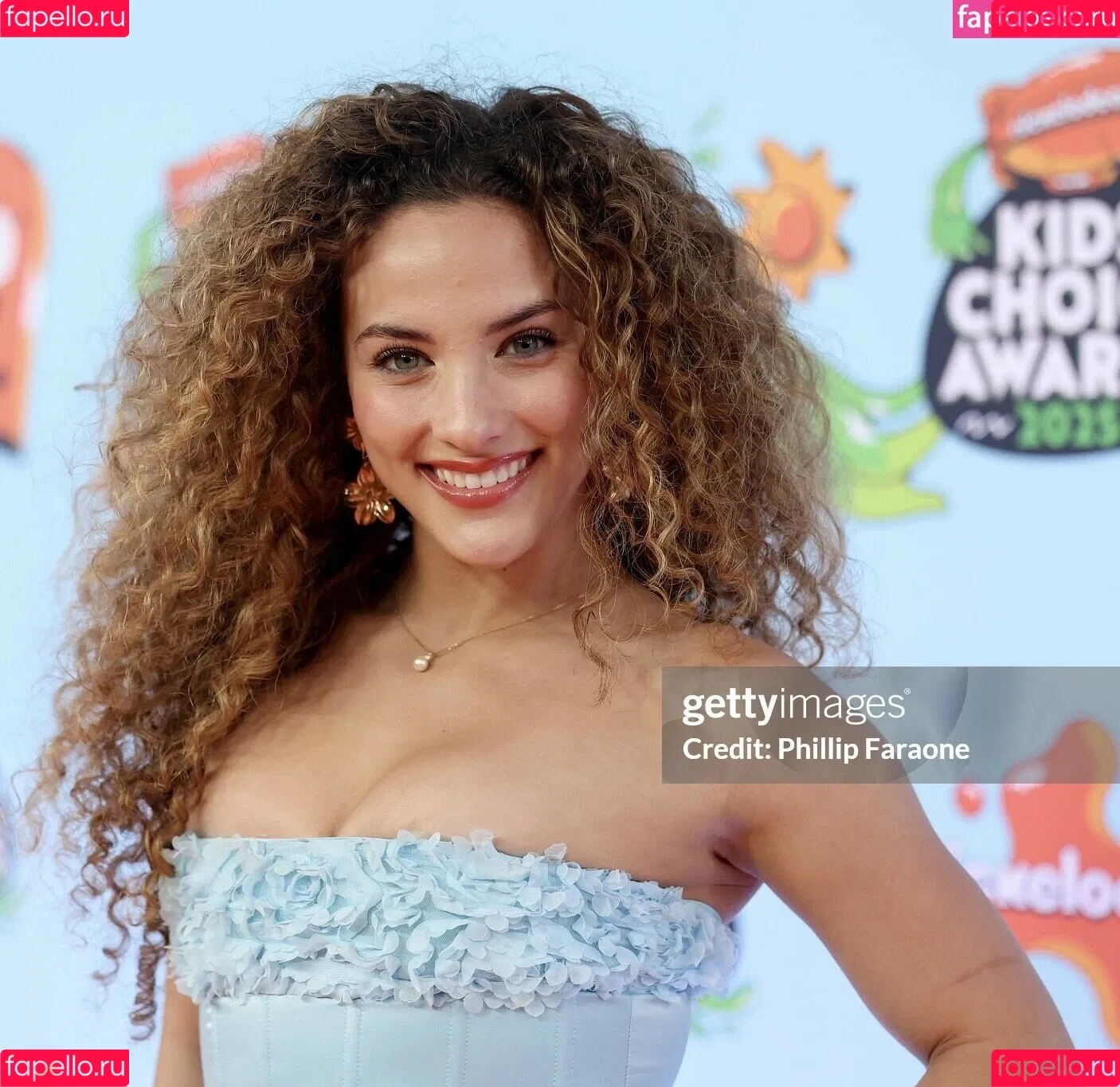 Sofie Dossi / sofiedossi Onlyfans Photo Gallery 