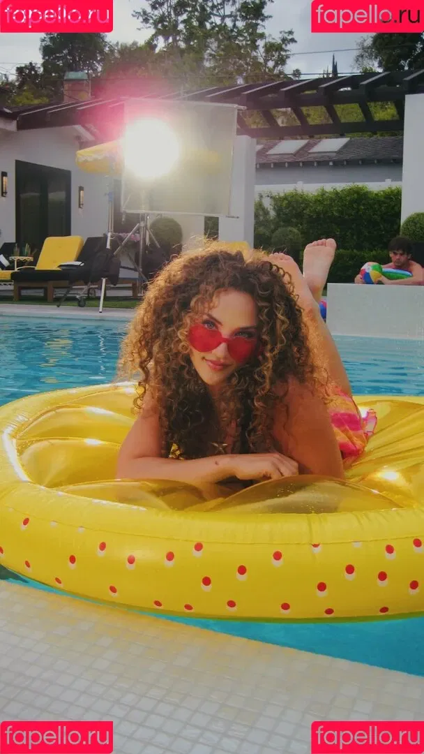 Sofie Dossi / sofiedossi Onlyfans Photo Gallery 