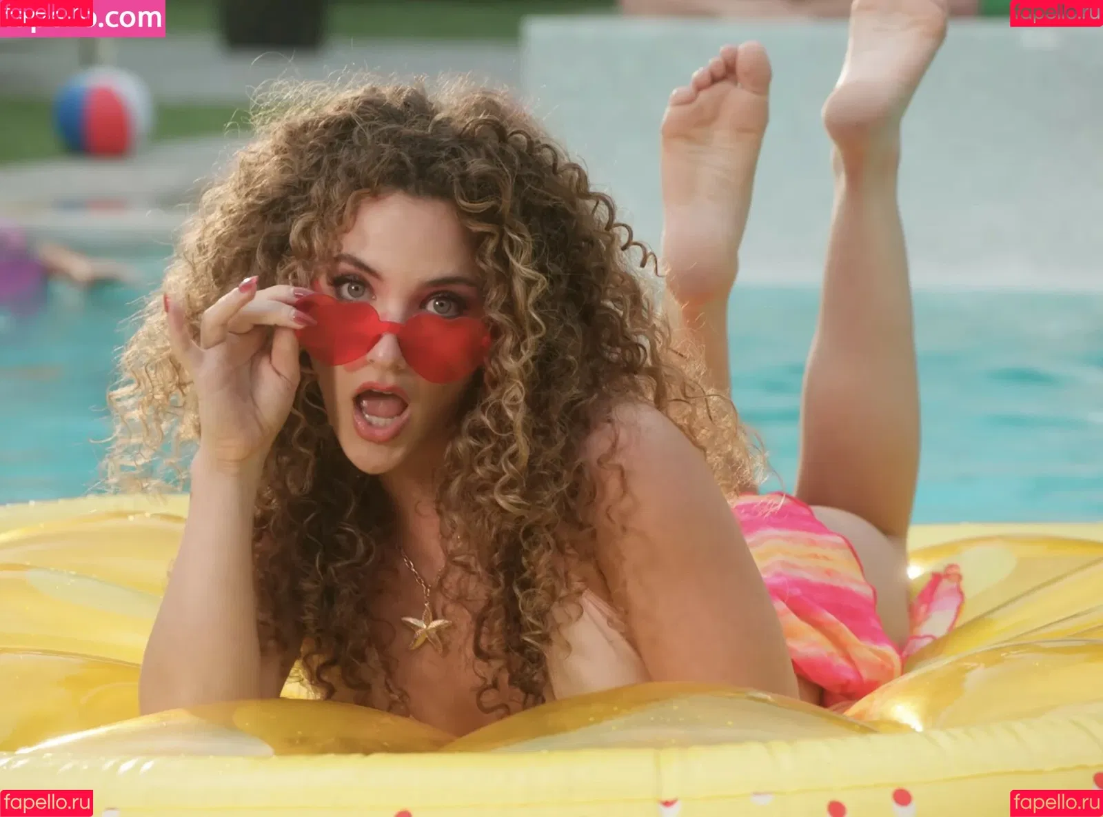 Sofie Dossi / sofiedossi Onlyfans Photo Gallery 