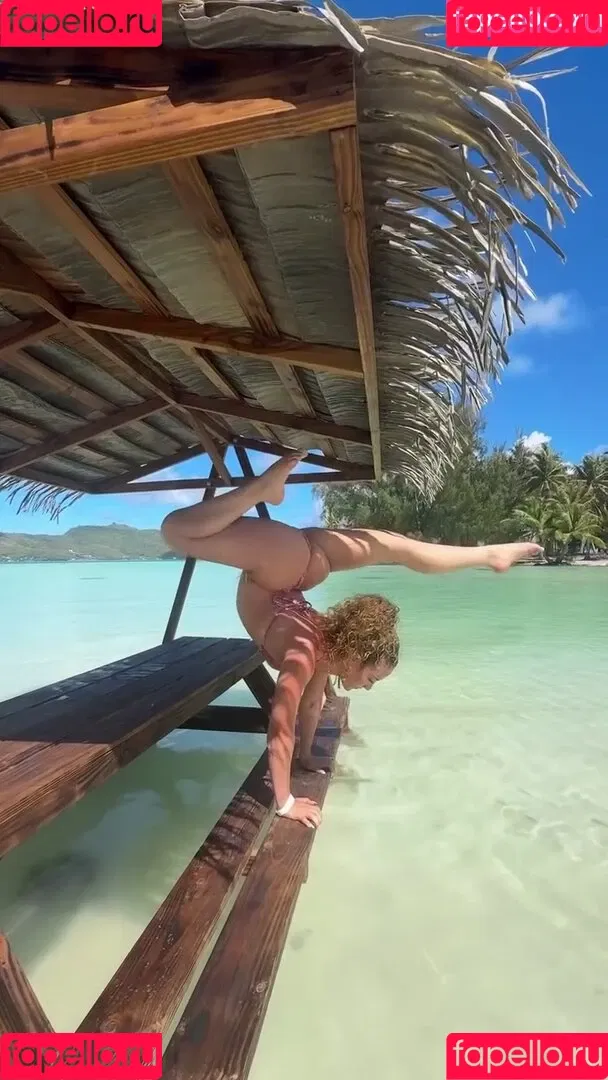 Sofie Dossi / sofiedossi Onlyfans Photo Gallery 