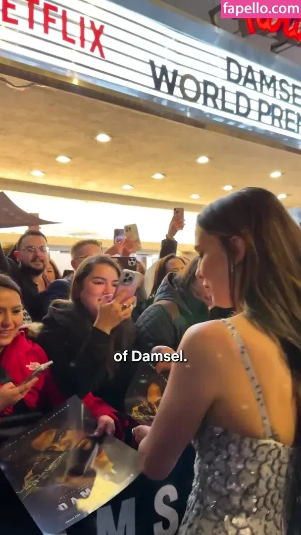 Sofie Dossi / sofiedossi Onlyfans Photo Gallery 