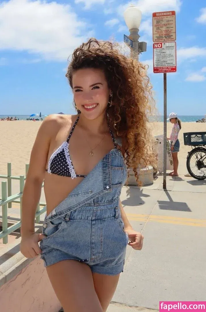 Sofie Dossi / sofiedossi Onlyfans Photo Gallery 