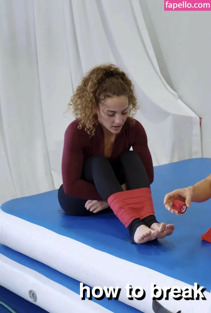 Sofie Dossi / sofiedossi Onlyfans Photo Gallery 