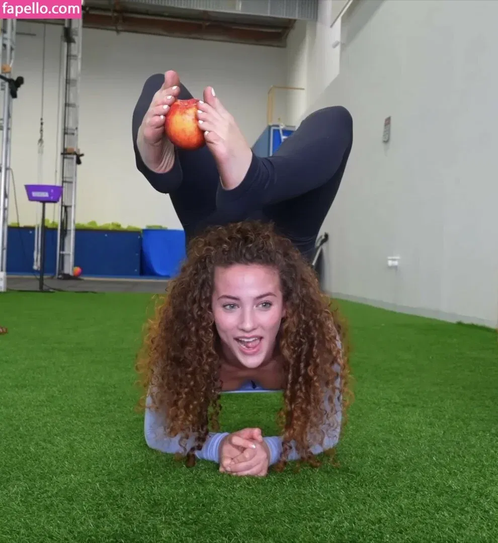 Sofie Dossi / sofiedossi Onlyfans Photo Gallery 