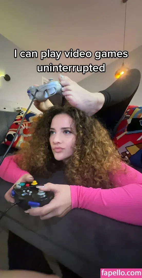 Sofie Dossi / sofiedossi Onlyfans Photo Gallery 