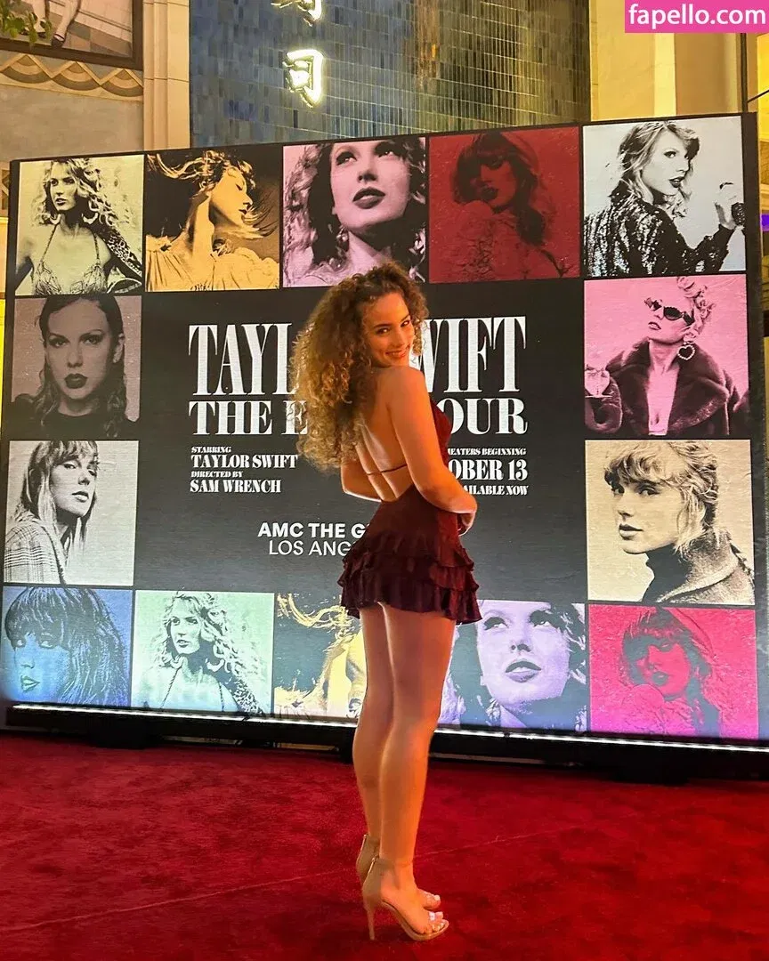 Sofie Dossi / sofiedossi Onlyfans Photo Gallery 