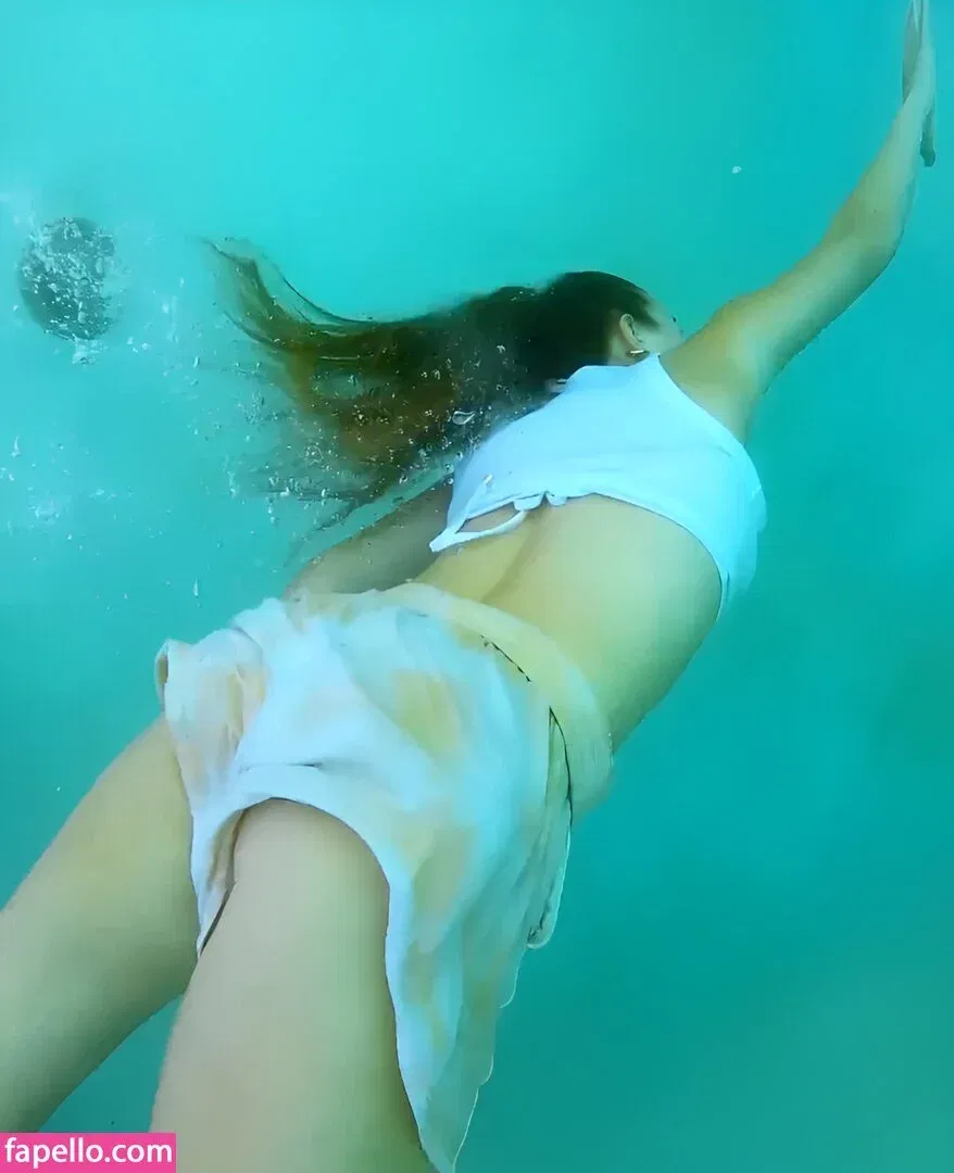 Sofie Dossi / sofiedossi Onlyfans Photo Gallery 