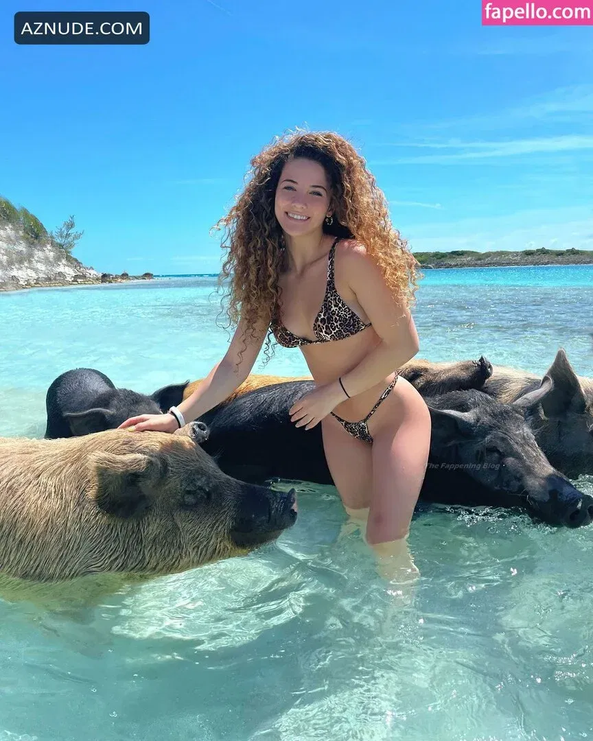 Sofie Dossi / sofiedossi Onlyfans Photo Gallery 