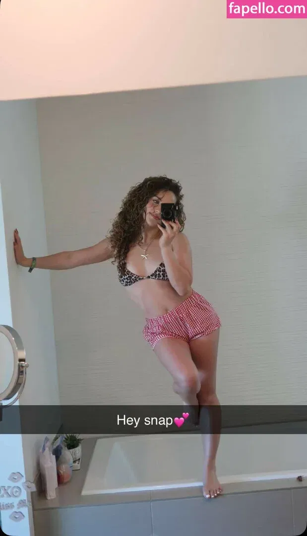Sofie Dossi / sofiedossi Onlyfans Photo Gallery 